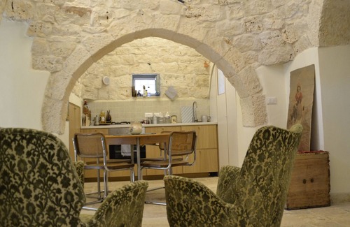 San Michele Salentino Villa | Restored 19th century trullo: THE PLACES OF THE SUN 2018 + Special offer (read)