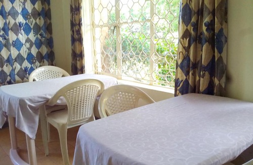 Kitende Bed & Breakfast | Retreat Guesthouse Kitende