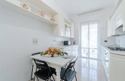 Nervi Apartment | Retreat in Genoa Nervi: 2 Minutes from the Beach