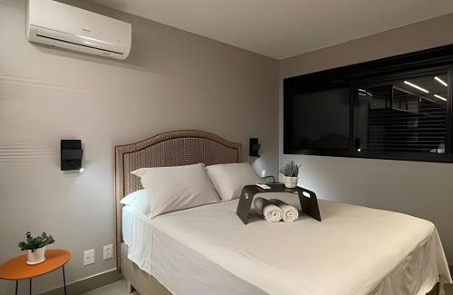 West Sector Apartment | Retro Elegance