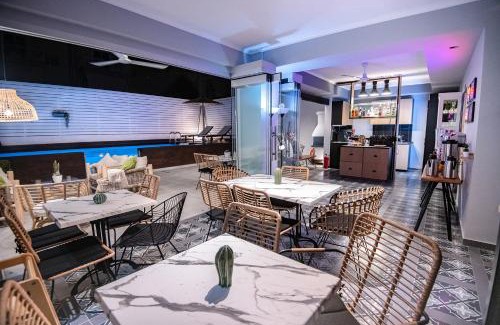 Olymbiaki Akti Apartment | Retro luxury rooms