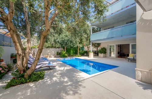 Split Apartment | Rex Exclusive 5* Apartment-5 minute walk from Diocletian"s palace and famous R