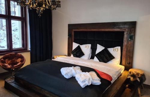 Bierutowice Bed & Breakfast | Rezydencja Biały Jar