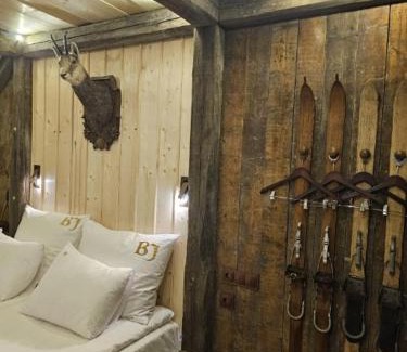 Bierutowice Bed & Breakfast | Rezydencja Biały Jar