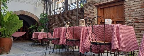 Calle Crisologo Bed & Breakfast | RF ANICETO MANSION