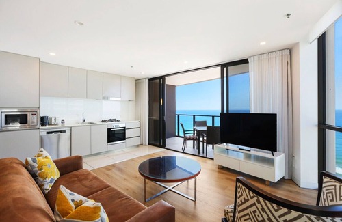 Surfers Paradise Apartment | Rhapsody by the Sea: 360° Ocean Views, Pool & Gym