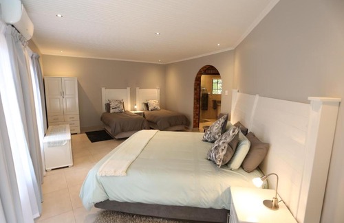 St. Lucia Bed & Breakfast | Rhino Coast Guesthouse