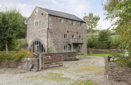 Oswestry House | Rhydleos Mill