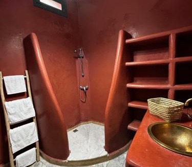 Sale Medina Bed & Breakfast | Riad Azula