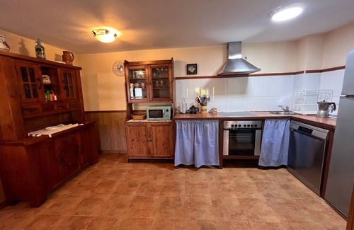 Ribadesella Cottage | Ribadesella. Garden with Nice Mountain views. 5 Minutes to the Beach. For 6/7