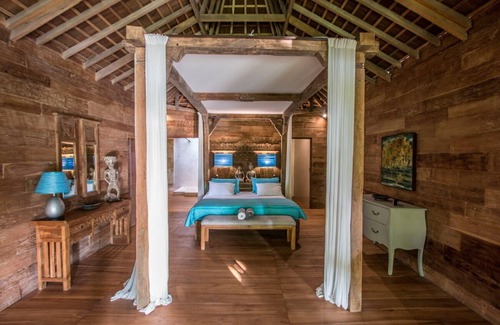 Banjar Semer Villa | Rice Field View 6BR Villa, 7Min Drive To Berawa Beach! W/Swimming Pool!
