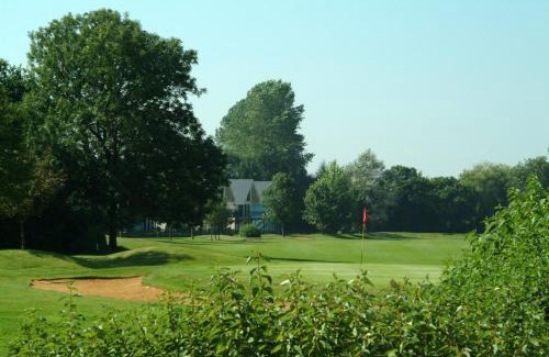 Watton Apartment | Richmond Park Golf Club