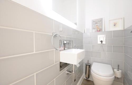 Twickenham Riverside Villa | Richmond Riverside Villas