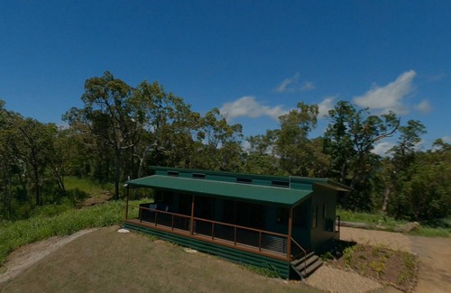 Woodwark Cabin | Ridge Cabin - Massive Whitsundays Views