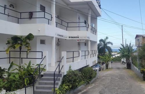 Montego Bay House | Ridgeway Guest House