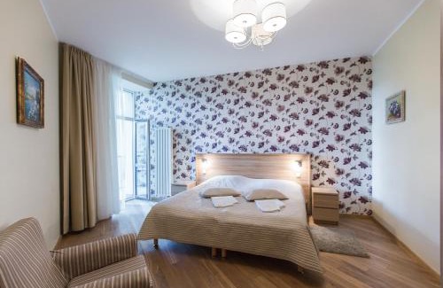 Avoti Apartment | Riga Lux Apartments - Ernesta, Free parking