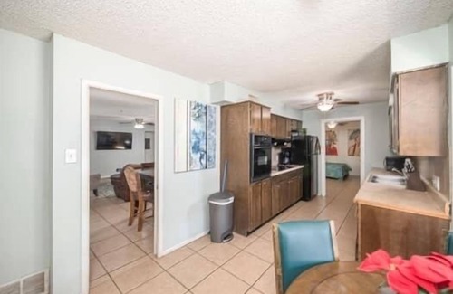 Midland House | Right At Home- Midland Grand Lodging
