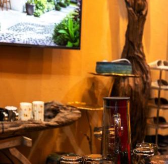 Hang Buom Apartment | Rik's Memories Hanoi Old Quarter - Art Stay for 5