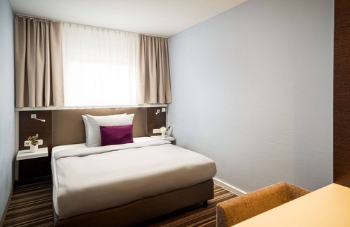 Alte Heide-Hirschau Hotel | Rilano 24/7 Hotel München