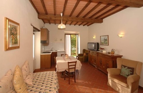 Dicomano Apartment | Rimaggio 5 - Vacation Rental with swimming pool in Mugello, Tuscany