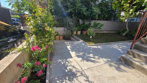 Kastel Novi Apartment | Rina Apartment- with barbecue and free parking