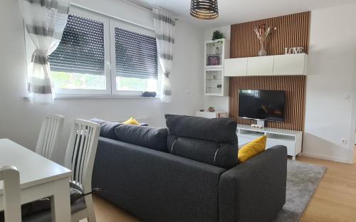 Kraljevec Sesvetski Apartment | RingPeace Apartment, Dubrava - free parking
