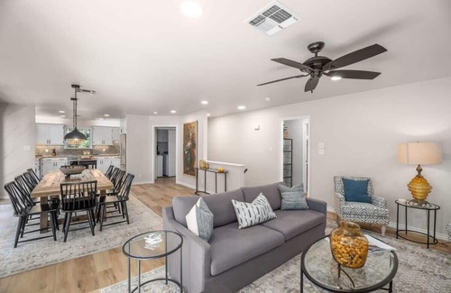 Stonewall House | Rio Ranchito, River front, Fire Pit, Views!