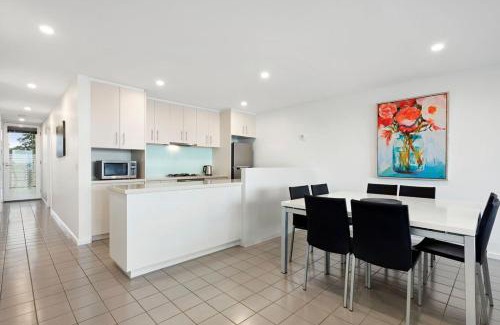 Point Lonsdale Apartment | Rip n View