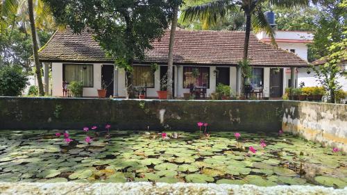 Alappuzha House | Rithu Beach Villa