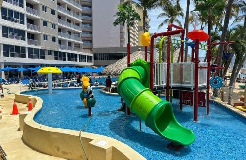 Las Playas Hotel | Ritz Acapulco All Inclusive