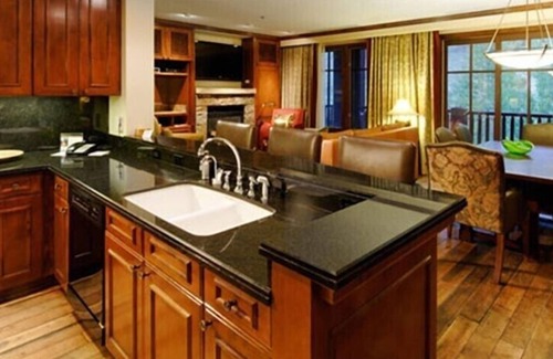 Aspen Condo | RITZ CARLTON CLUB-ALL DAYS-ALL WEEKS LOWEST PRICE-OVER 200 VRBO REVIEWS