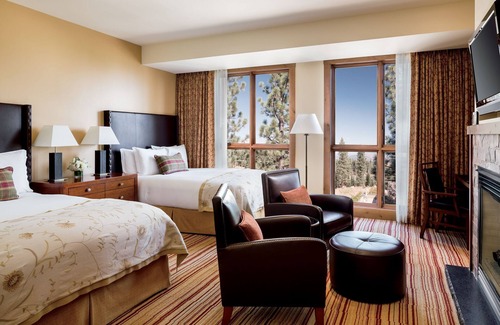 Truckee Resort | Ritz Carlton Club Tahoe 3 bed 3.5 bath