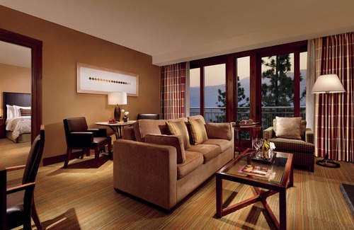 Truckee Resort | Ritz Carlton Club Tahoe 3 bed 3.5 bath