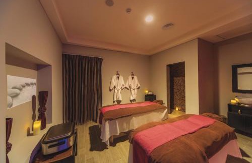 Punta Cancun Resort | Riu Cancun - Adults Only - All Inclusive
