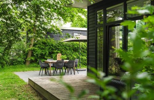Zuna Resort | River Cabin with bubbeltub 6 people