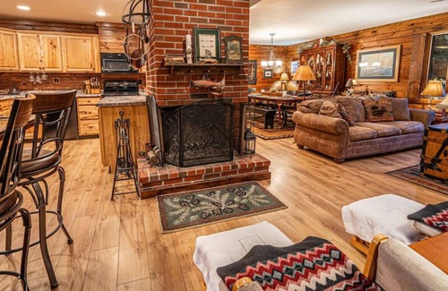 Cedar Run Cabin | River front paradise with in-home fireplace.