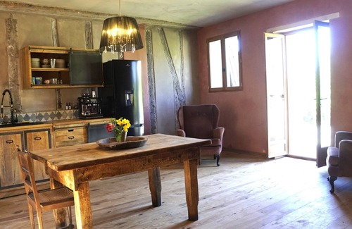 Chalabre House | River House in medieval bastide, South of France