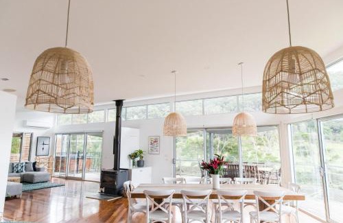 Kennett River House | River House - Wildlife at your doorstep