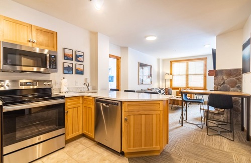 River Run Condo | River Run Condo w/Courtyard View, Short Walk to Keystone Base Area & Gondola
