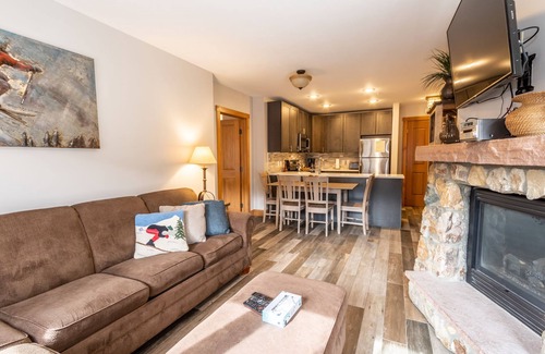 River Run Condo | River Run Condo w/Slope Views from Balcony, Walk To Gondola/Shops/Dining!