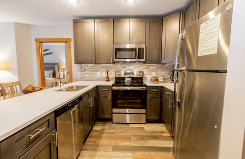 River Run Condo | River Run Condo w/Slope Views from Balcony, Walk To Gondola/Shops/Dining!