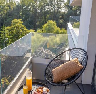 Brzezinka Apartment | River Side Residence 3/19
