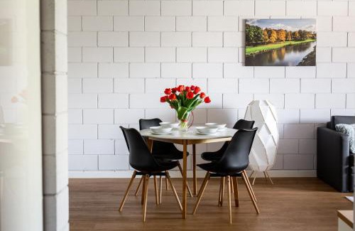 Brzezinka Apartment | River Side Residence nr 1m7