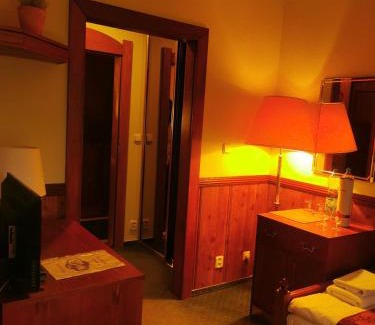 Prague 4 Hotel | River Star Hotel