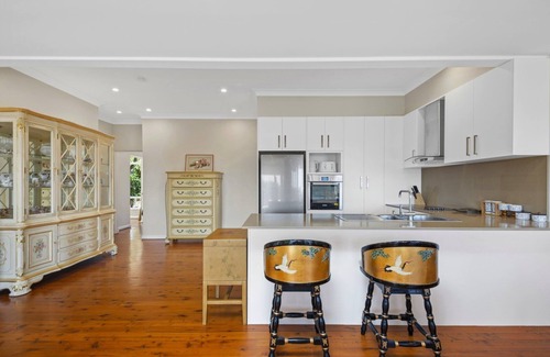 Hunters Hill House | River View Oasis | Spacious 3-Bed House with Pool