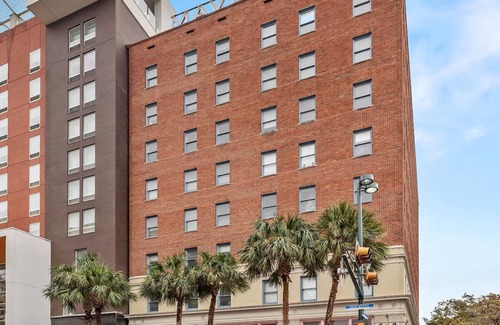 Downtown San Antonio Apartment | River Walk Studio Retreat – A Perfect Urban Stay Near Downtown Fun | 3 Units