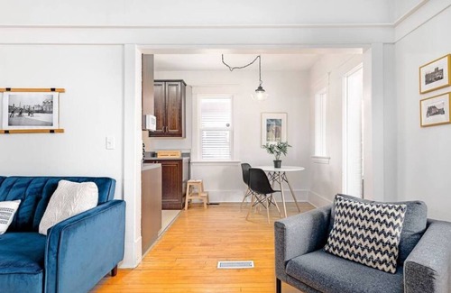 North Central Edmonton House | Riverdale. Sleeps 5. 5 Min to DT. 2 BD 1 Bath.