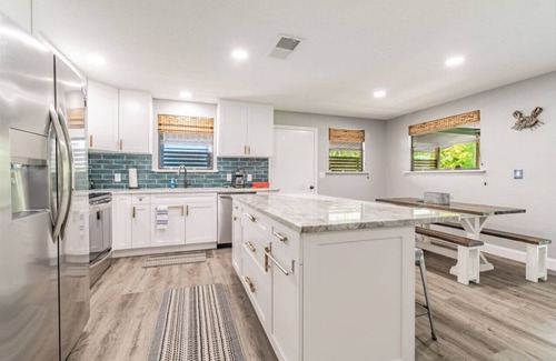 Weeki Wachee Gardens Apartment | Riverfront Escape on the Weeki Wachee Kayaks Included at The Landing