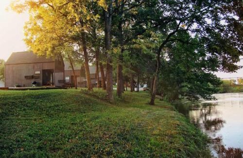 Caplinger Mills House | Riverfront Getaway Cabin #1 - Sleeps 4