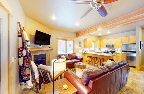 Joseph House | Riverfront home with mountain view & fireplace - walk to tram & Wallowa Lake